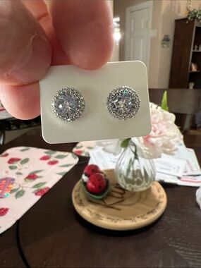 New Crystal Halo Stud Earrings - Silver Tone